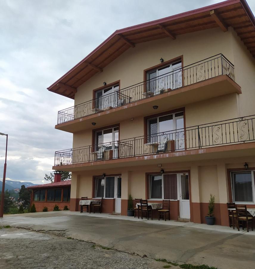 Вили Елеганс Сърница Exterior photo